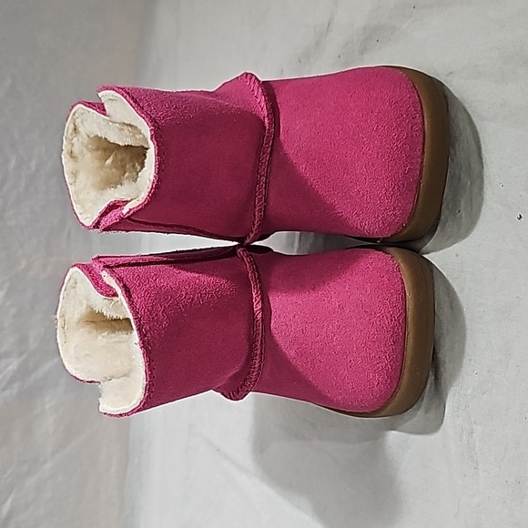Kids pink Ugg boats size us 02/03 - Picture 5 of 5
